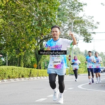 Runner Photo 8403916