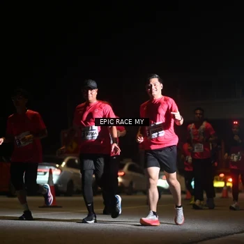 Runner Photo 8403924