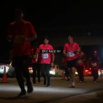 Runner Photo 8403925