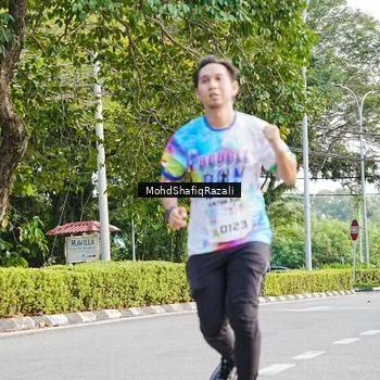 Runner Photo 8403929
