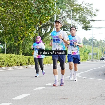 Runner Photo 8403930