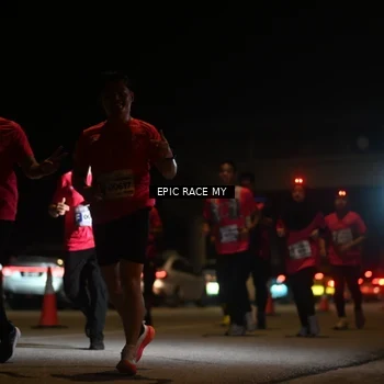 Runner Photo 8403931