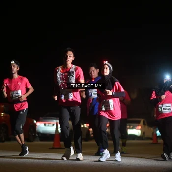 Runner Photo 8403937