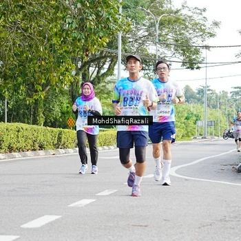 Runner Photo 8403938