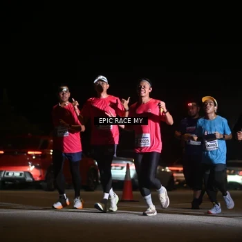 Runner Photo 8403952