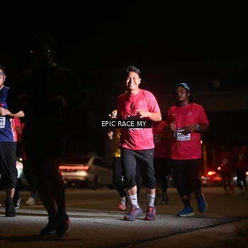 Runner Photo 8403955