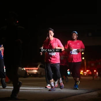 Runner Photo 8403956
