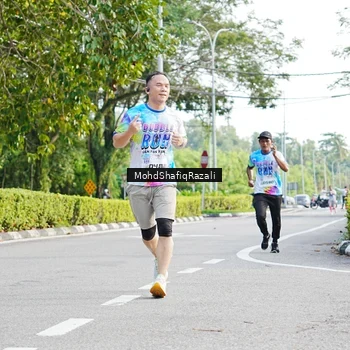 Runner Photo 8403961