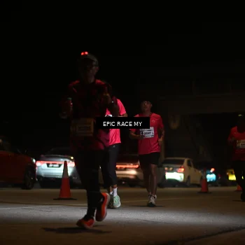 Runner Photo 8403984
