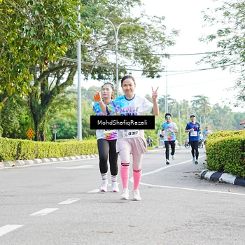 Runner Photo 8403996