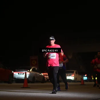 Runner Photo 8403999