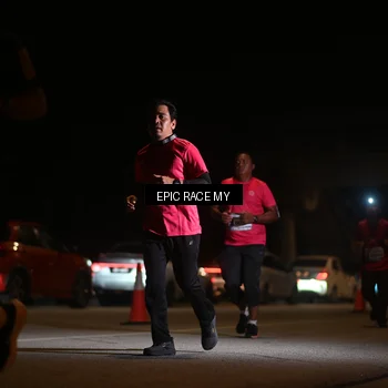 Runner Photo 8404006