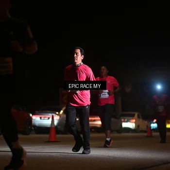 Runner Photo 8404015
