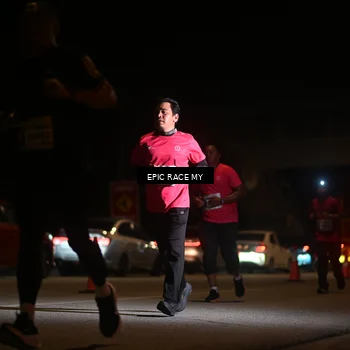 Runner Photo 8404019