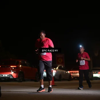 Runner Photo 8404025