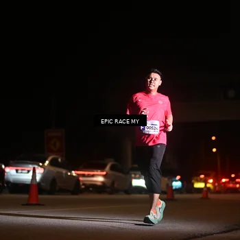 Runner Photo 8404027