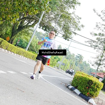 Runner Photo 8404034