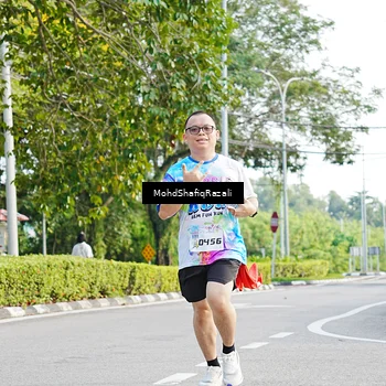 Runner Photo 8404035