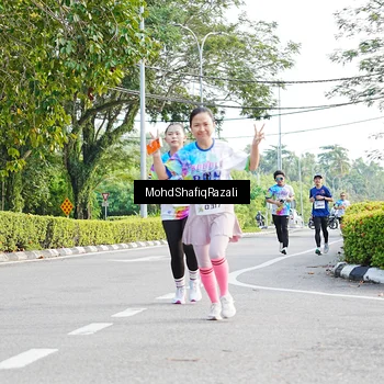 Runner Photo 8404044