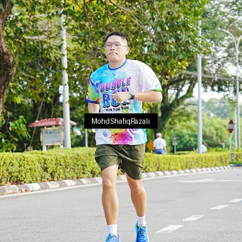 Runner Photo 8404055