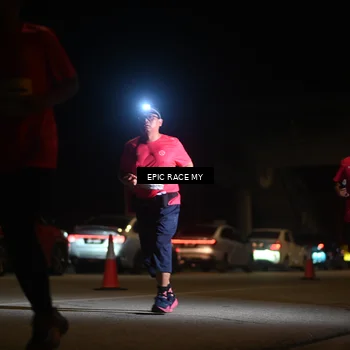 Runner Photo 8404076