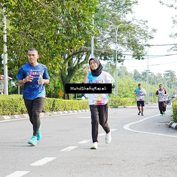 Runner Photo 8404089