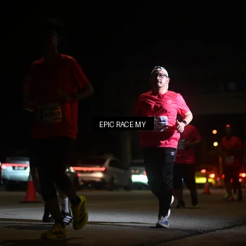 Runner Photo 8404112