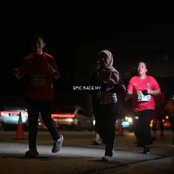 Runner Photo 8404135