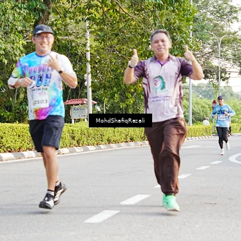 Runner Photo 8404142