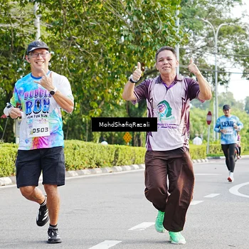 Runner Photo 8404145