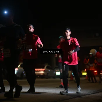 Runner Photo 8404151