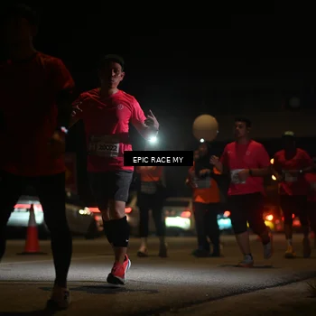 Runner Photo 8404158