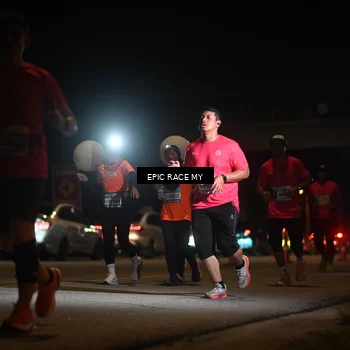 Runner Photo 8404159