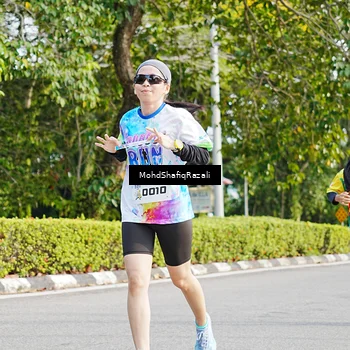 Runner Photo 8404191