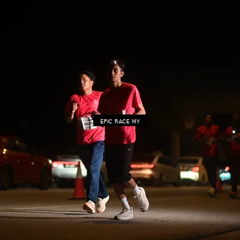 Runner Photo 8404200