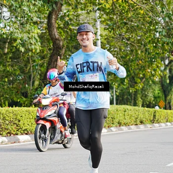 Runner Photo 8404207