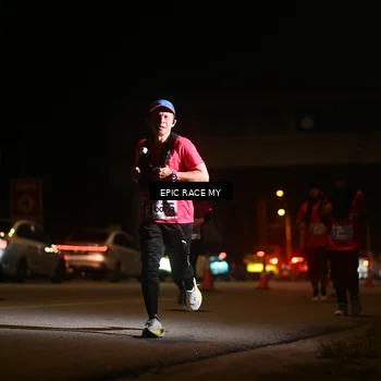 Runner Photo 8404213