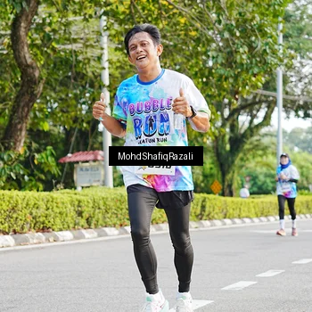 Runner Photo 8404242