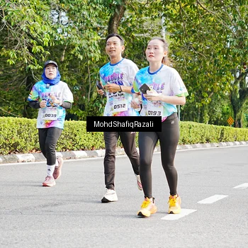 Runner Photo 8404255
