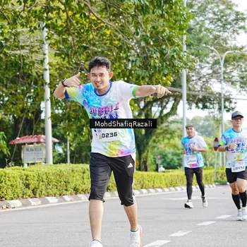 Runner Photo 8404270