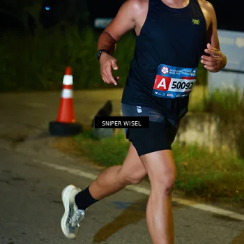 Runner Photo 8404273