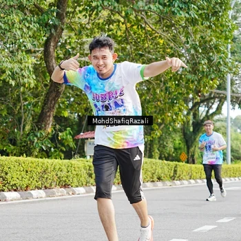 Runner Photo 8404274