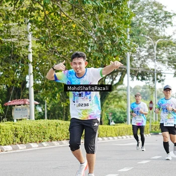 Runner Photo 8404275