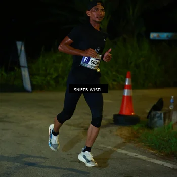 Runner Photo 8404279