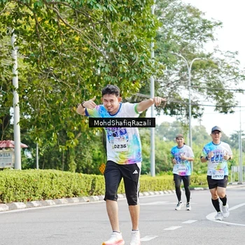 Runner Photo 8404292