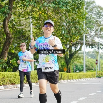 Runner Photo 8404310