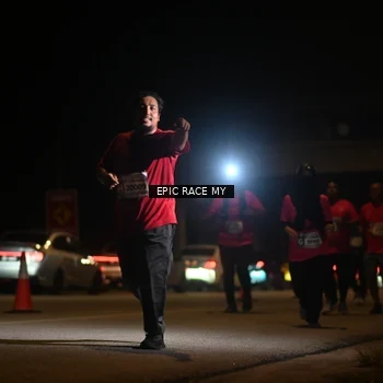 Runner Photo 8404312