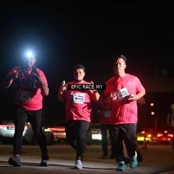 Runner Photo 8404323