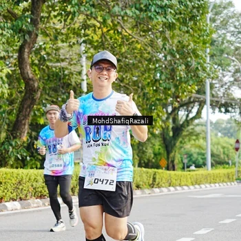 Runner Photo 8404324