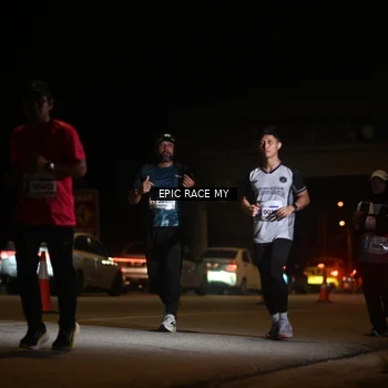 Runner Photo 8404340
